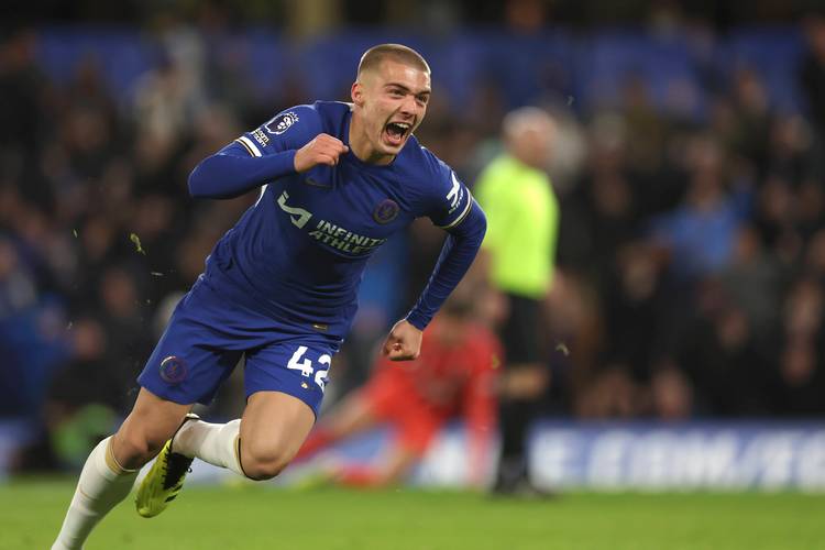 罗体：邓弗里斯、达米安等5名球员今日在国米基地进行康复