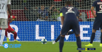 生猛！21岁小将替补梅开二度，后脚跟写意破门+戏耍裤袜