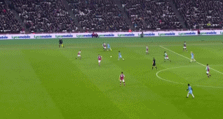 自加盟勇士以来，巴特勒助攻上双的比赛球队5场全胜