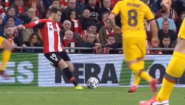 山东男篮4分险胜北京，高诗岩关键5分定胜负，杰曼空砍35+9！