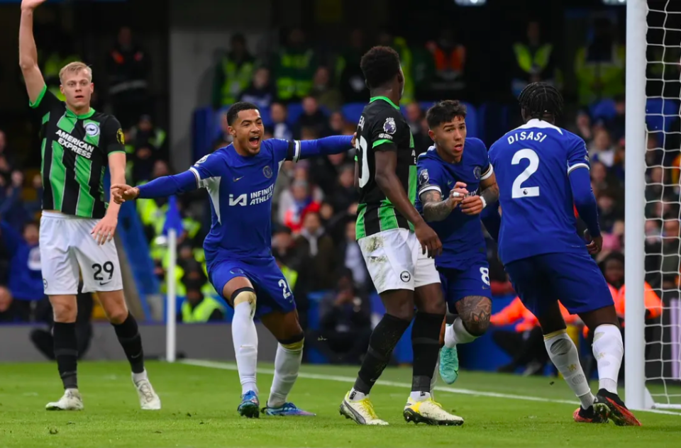 阿莫林更衣室怒骂曼联球员，直言愤怒又失望！基恩炮轰红魔如小学生