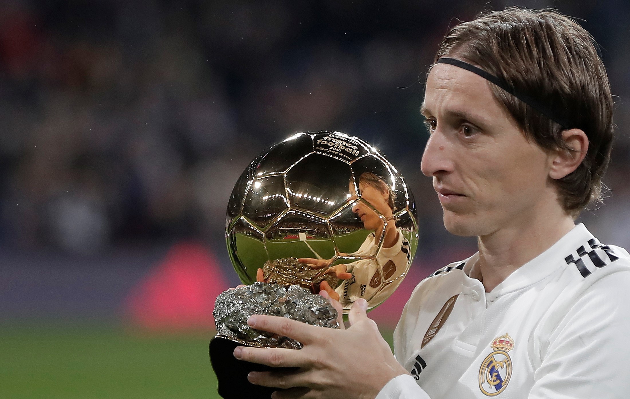 活塞13连胜追平队史纪录！坎宁安24+11带队客场险胜步行者