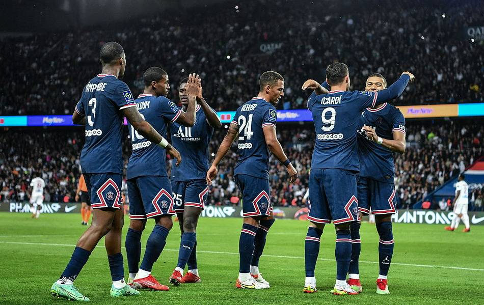 NBA季后赛焦点球员表现回顾