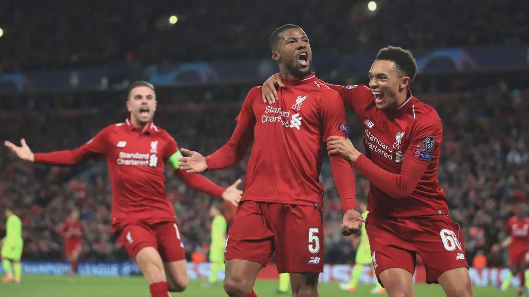 埃贝尔：拜仁已和卡尔续约至29年，他的盘带让我想起梅西