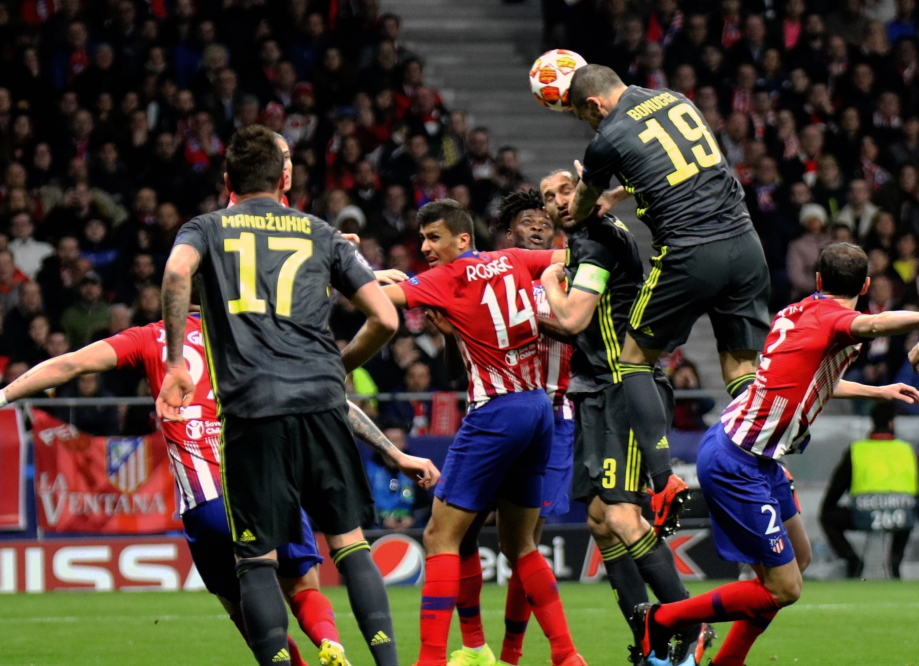 足球英超名帅不满密集赛程：太夸张